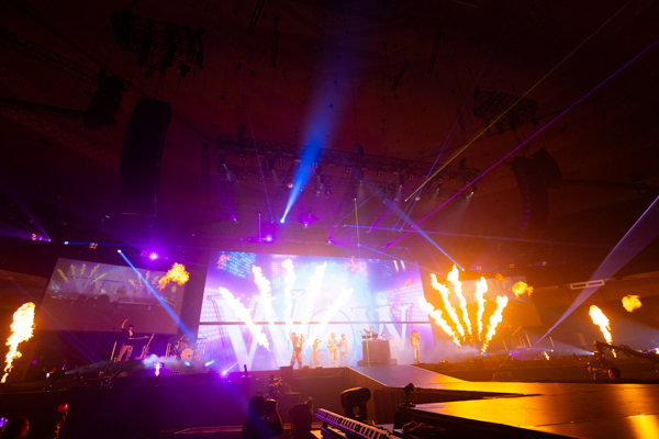 GENIC、初となる日本武道館公演で圧巻のSHOWTIME！！