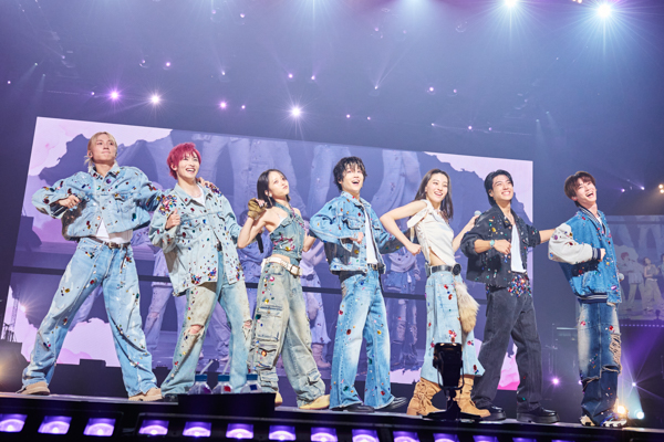 GENIC、初となる日本武道館公演で圧巻のSHOWTIME！！