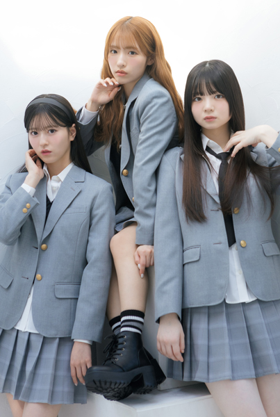 「グラビアザテレビジョン vol.81」AKB48のあの曲あの時をオマージュした 20周年記念企画第2弾に平田侑希、八木愛月、大賀彩姫が登場