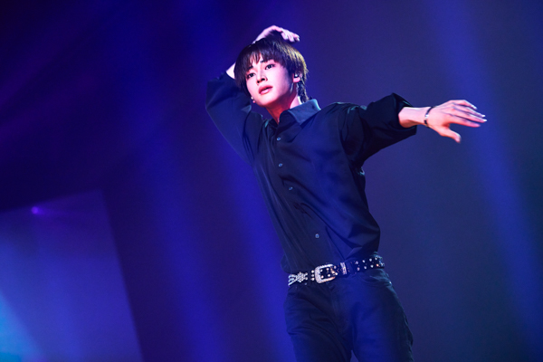 GENIC、初となる日本武道館公演で圧巻のSHOWTIME！！