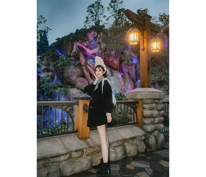 渡辺華音、大人っぽミニ丈コーデからスラリ美脚披露！