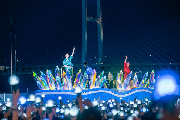 Mrs. GREEN APPLEのライブフィルム『～FJORD～ ON SCREEN』／劇場がライブステージに！「全席、最前列。」体験がすぐそこに。