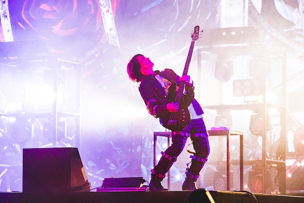 【ライブレポート】BUCK∞TICK、雷鳴のごときダークサウンドで幕張メッセを支配！＜サントリー オールフリーpresents 氣志團万博2025 関東爆音パビリオン powered by Epson＞