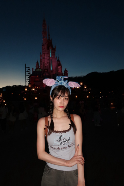 『美少女すぎる』と話題で今大注目の宮下玲奈。香港ディズニーを訪問し可愛すぎるオフショット公開！