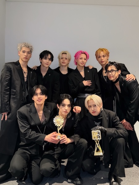 JO1、世界最大級のK-POP授賞式「2025 MAMA AWARDS」にて「FAVORITE ASIAN ARTIST」受賞！「BE CLASSIC」壮大アレンジで披露！