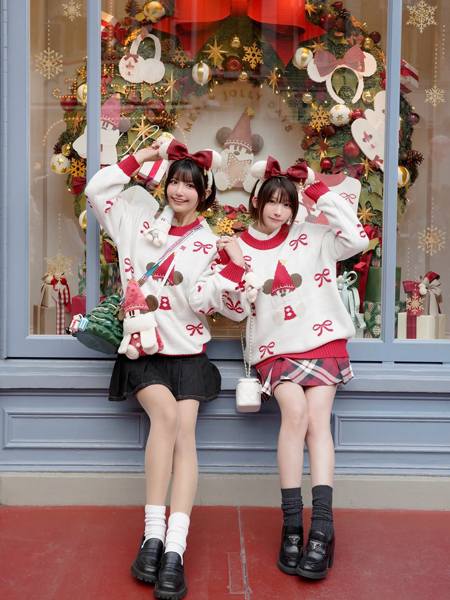 えなこ、一足早いクリスマスコーデでキュートな姿をお披露目！