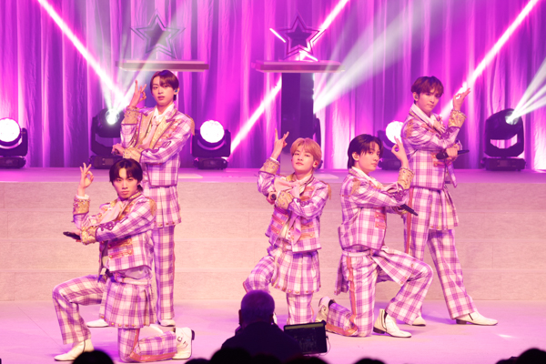 北川景子がサプライズ登場！第4回スターオーディショングランプリは山中島世夏と岩瀬夕由。私立恵比寿中学、BUDDiiSらライブパフォーマンス。