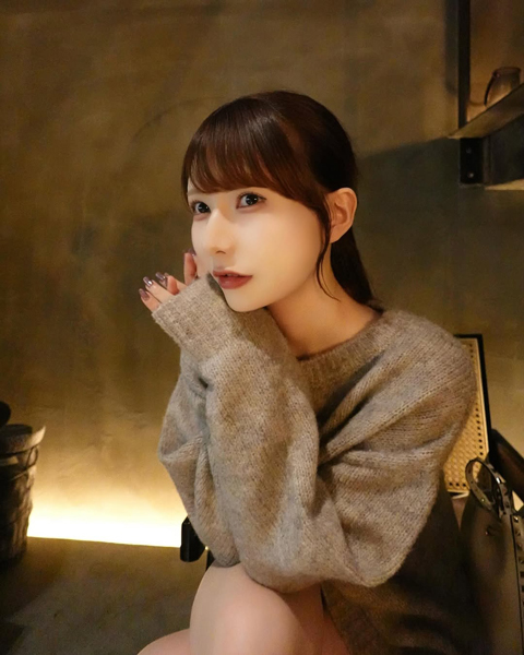 秦はるか、美脚あらわなブーツ姿にファン「可愛い」「本当に美人さんだよね、好きだわ」