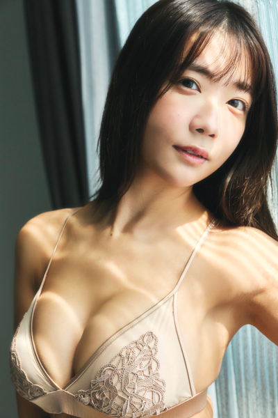 天羽希純3rd写真集より先行カットを週刊プレイボーイにて掲載「お気に入りは私自身かなり挑戦したカットだった」