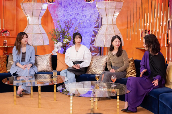 益若つばさ、川島海荷らゲストのスタジオの様子を公開！「ABEMA」11月7日（金）よる10時より放送『ダマってられない女たち season2』