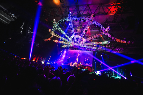 【ライブレポート】シド、闇と情熱で魅せた圧巻のステージ＜LUNATIC FEST.2025＞