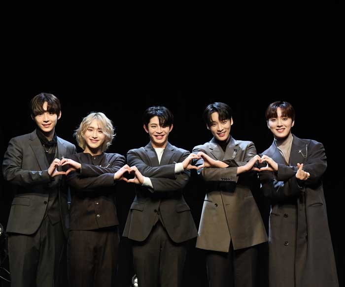 完成型5⼈組ボーイズグループ・EPTS（EPIC TRAVELS）⽇本での初ミニアルバム『Harmony』のリリースを記念したお披露⽬ライブを開催！
