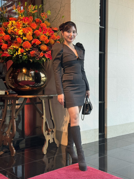 Reina+World、美肌あらわな衣装で誕生日報告！ファンお祝いの声