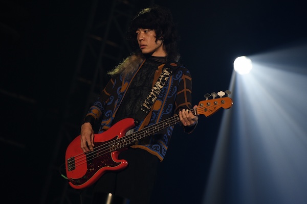 【ライブレポート】クリープハイプ、魂を揺さぶる歌でトリを飾る！＜テレビ朝日ドリームフェスティバル2025＞