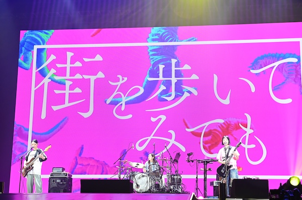 【ライブレポート】SHISHAMO、3年ぶりのドリフェスで圧巻パフォーマンス！＜テレビ朝日ドリームフェスティバル2025＞