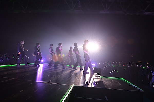 【ライブレポート】EVNNE、仕掛けた罠に気持ちがとろけそう！＜テレビ朝日ドリームフェスティバル2025＞