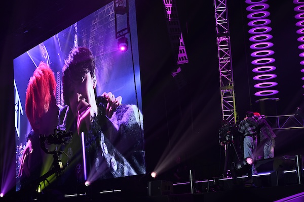 【ライブレポート】JO1、笑いあり感動ありの圧巻パフォーマンス！熱狂のステージでトリを飾る＜テレビ朝日ドリームフェスティバル2025＞