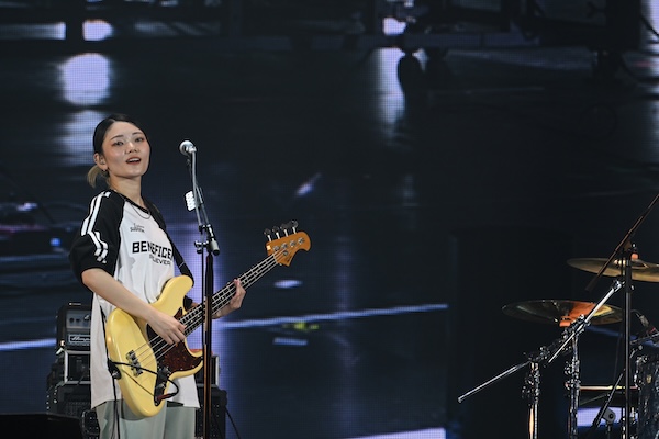 【ライブレポート】SHISHAMO、3年ぶりのドリフェスで圧巻パフォーマンス！＜テレビ朝日ドリームフェスティバル2025＞