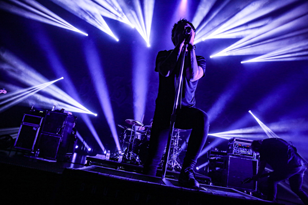 THE ORAL CIGARETTESがSiMと狂宴、盟友集った対バンツアー完走