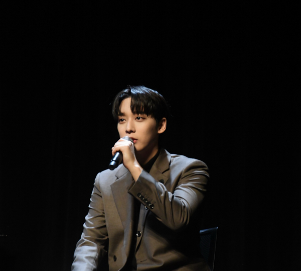 完成型5⼈組ボーイズグループ・EPTS（EPIC TRAVELS）⽇本での初ミニアルバム『Harmony』のリリースを記念したお披露⽬ライブを開催！