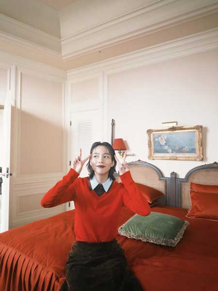 のん、美貌いかした様々な「着こなしショット」に反響！「可愛いだけじゃなくて　ちゃんとカッコいい」