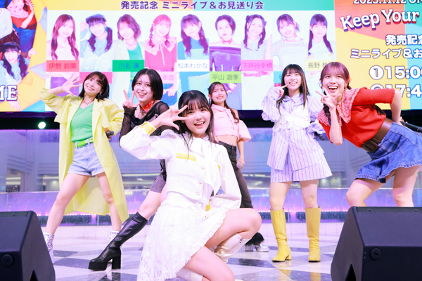 アンジュルム、新体制9人でアルバム『Keep Your Smile！』発売！伊勢鈴蘭＆長野桃羽が意気込み語る