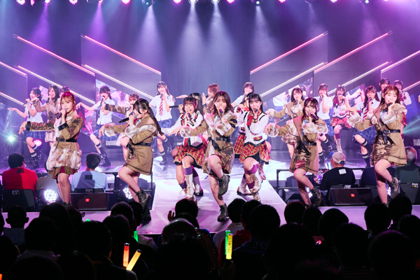 HKT48約4年ぶりの全国ツアー開催、企業タイアップやチーム昇格などをサプライズ発表！「HKT48劇場 14周年記念特別公演」オフィシャルレポート