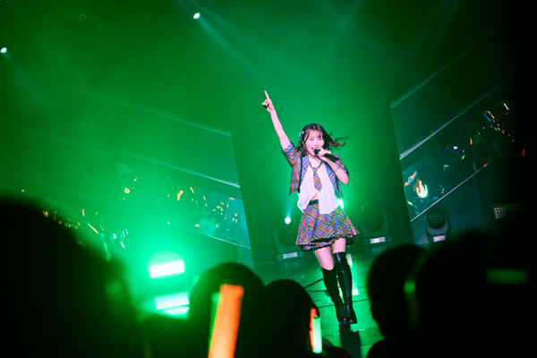 HKT48約4年ぶりの全国ツアー開催、企業タイアップやチーム昇格などをサプライズ発表！「HKT48劇場 14周年記念特別公演」オフィシャルレポート