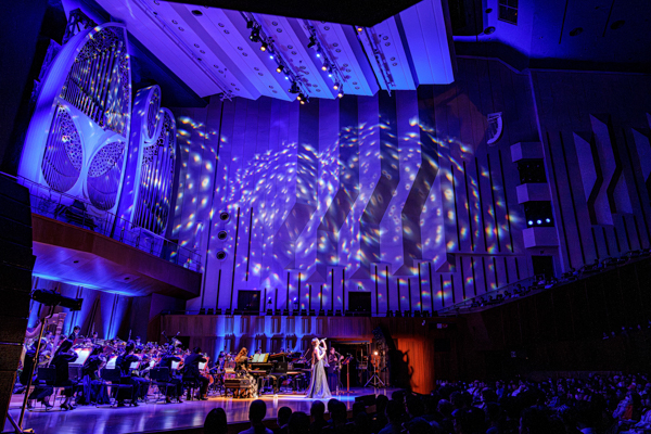 【オフィシャルレポート】May'n、20周年を記念して東京芸術劇場でグランドフィルハーモニック東京とシンフォニックコンサート『May'n 20th Anniversary Symphonic Concert 「TWENTY Around for You」』を開催！