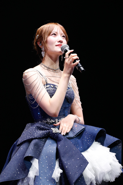 山本彩、渋谷凪咲らも駆けつけた、9年半の軌跡と感謝を刻んだ小嶋花梨卒業コンサート！