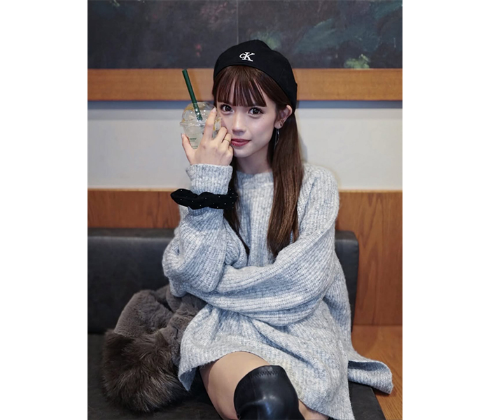 村山優香、美脚チラ見せ！おしゃれな秋コーデ披露！