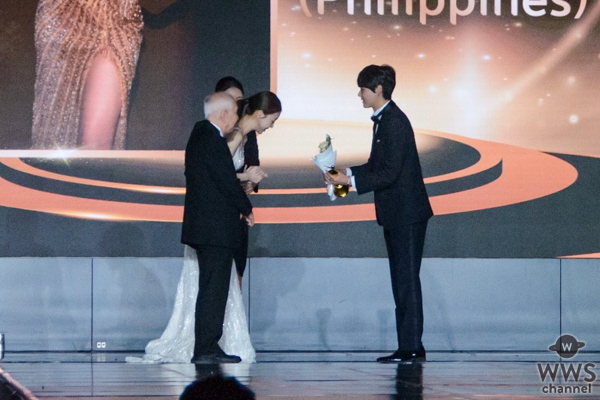 古川雄輝がタキシード姿で登場！ Asia Model Awardsで国際俳優部門・アジアスペシャルアワードを受賞＜Asia Model Festival 2025＞