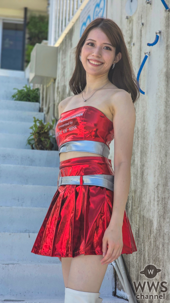 現役看護師・金城真美さん、赤のレースクイーン衣装で美脚披露！ 「幸せになるためには健康が1番大事」＜Miss Planet Japan 2025 沖縄代表＞