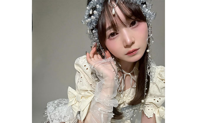 近衛りこ、透けレース×ガーターで魅了！セクシー可愛いランジェリーロリィタ姿を披露