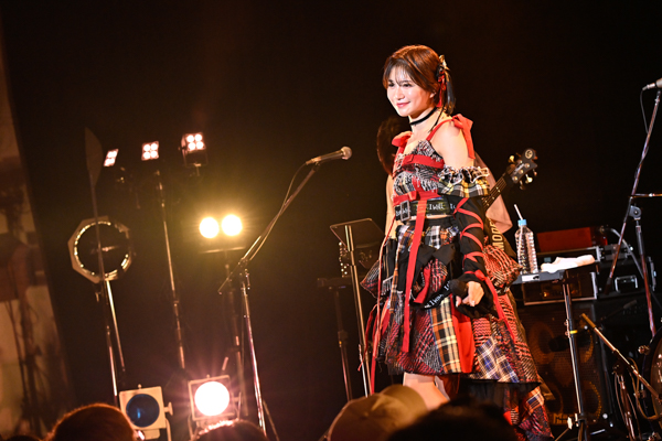 かわいいは最強！星名美怜、ワンマン公演を持ってアーティスト活動をスタート！