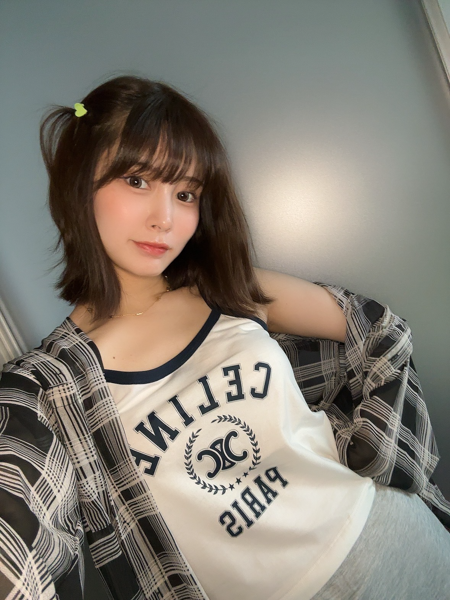 TWICEツウィに似てると話題の美少女・鳳みゆ、 韓国風ファッションで可愛すぎるオフショット公開！