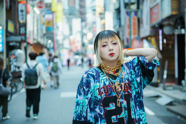 【インタビュー】早稲田大学卒の破天荒な南条京垓、唯一無二の存在感を語る！ 「アピールしたいのは、アザラシのような愛くるしい顔(笑)」