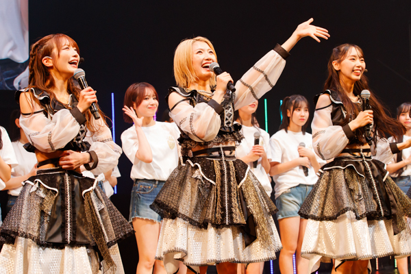 新キャプテン・塩月希依音が飛躍宣言！NMB48「15th Anniversary LIVE」大阪で開催