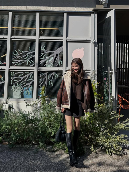 松元絵里花、美脚きわだつカジュアルな秋服コーデを公開！