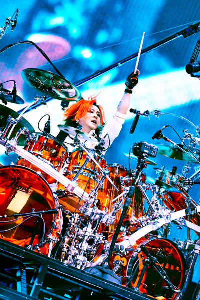 【ライブレポート】LUNA SEA、奇跡の夜に響かせた「終わりなき絆」真矢の想いと共に刻む圧巻ライブ＜LUNATIC FEST.2025＞