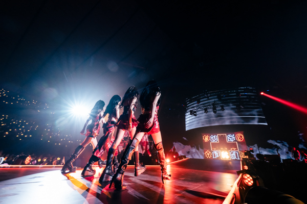 aespa、新たに追加公演をライブにてサプライズ発表！東京ドーム2DAYS、京セラドーム大阪2DAYSの初ドームツアーを開催！！