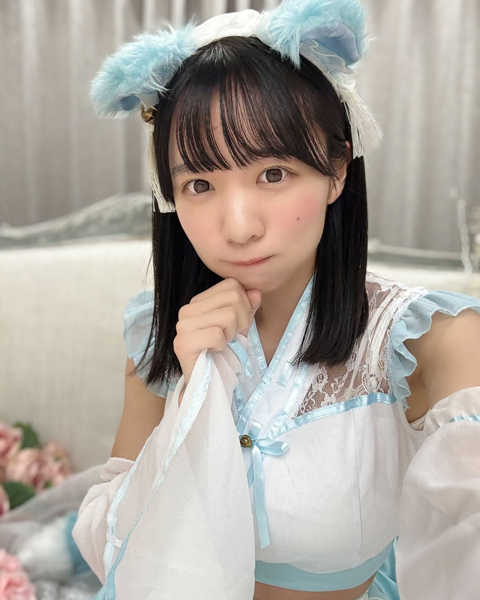 椿野ゆうこ、キュートすぎるきつねコスプレ姿を公開