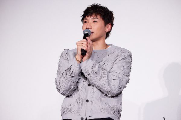 GENERATIONS、自身初のドキュメンタリー映画「GENERATIONS：The Documentary」公開前日イベントにメンバー登場。「美しい、華やかな部分だけではなく自分達のリアルを見ていただきたい」（メンバーコメント全文あり）