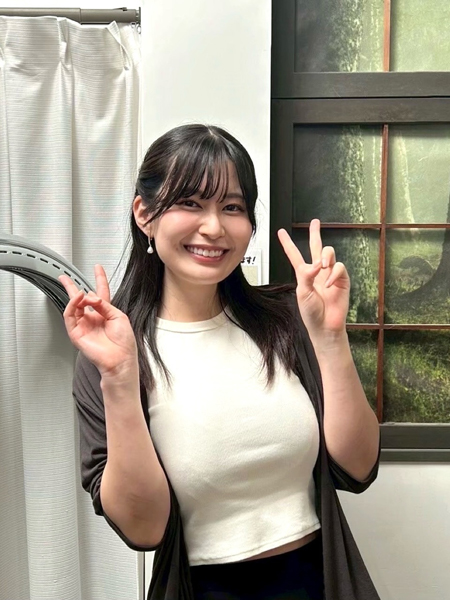 「一瞬結婚したのかと思ってびっくりした！笑」未梨一花、美ボディあらわな美貌にファン注目