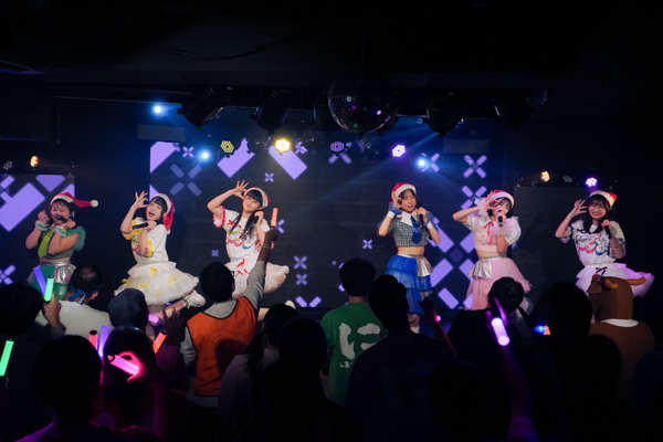 アップアップガールズ（２）東京・原宿RUIDOで単独ライブ『にきちゃんとクリスマスパーティー2025♡』開催！