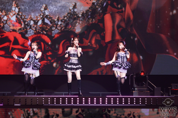 【写真特集】元AKB48・柏木由紀、美肌チラ見せ色っぽ衣装で「口移しのチョコレート」を熱唱！＜AKB48 20th Year Live Tour 2025 in 日本武道館＞