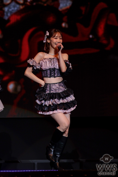 【写真特集】元AKB48・柏木由紀、美肌チラ見せ色っぽ衣装で「口移しのチョコレート」を熱唱！＜AKB48 20th Year Live Tour 2025 in 日本武道館＞