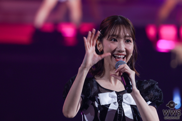 【写真特集】元AKB48・柏木由紀、美肌チラ見せ色っぽ衣装で「口移しのチョコレート」を熱唱！＜AKB48 20th Year Live Tour 2025 in 日本武道館＞