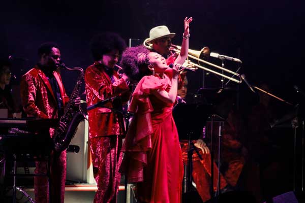 MISIAの2夜限定クリスマスライヴをWOWOWで放送・配信！さらに2026年に行なわれる星空のライヴツアーを始め、名作の数々を2月から7カ月間に渡って特集！