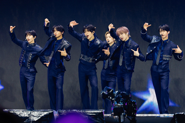 IVE、NCT WISH、NiziU、＆TEAM、Stray Kidsらが登場！〈2025 MUSIC BANK GLOBAL FESTIVAL IN JAPAN〉